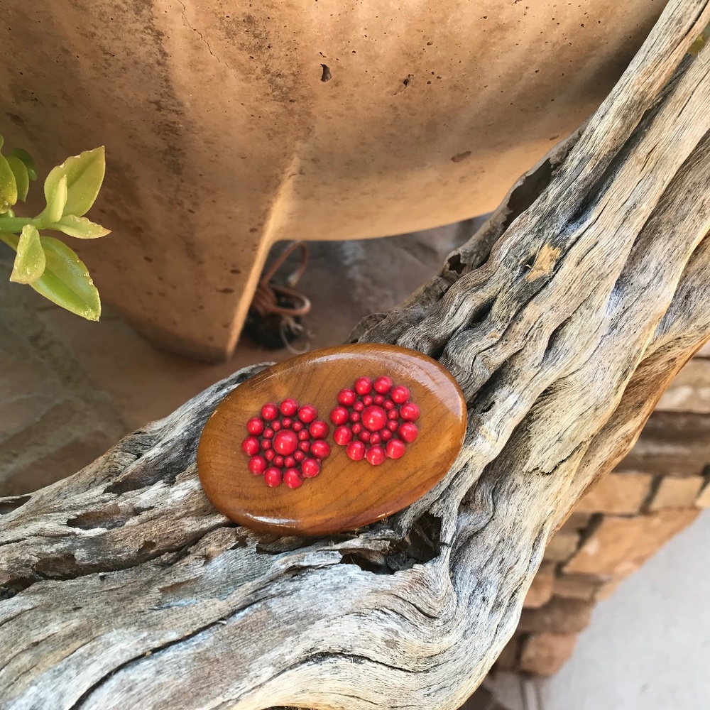 Vintage Wooden Red Bead Pin - NICE CONDITION